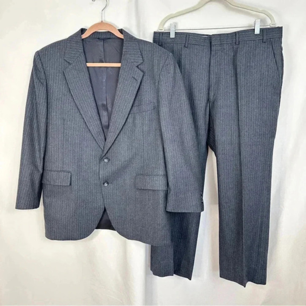2-Piece Suit 100% Pure Wool Mens Blazer 44R Pants Gray Career‎ Business Formal